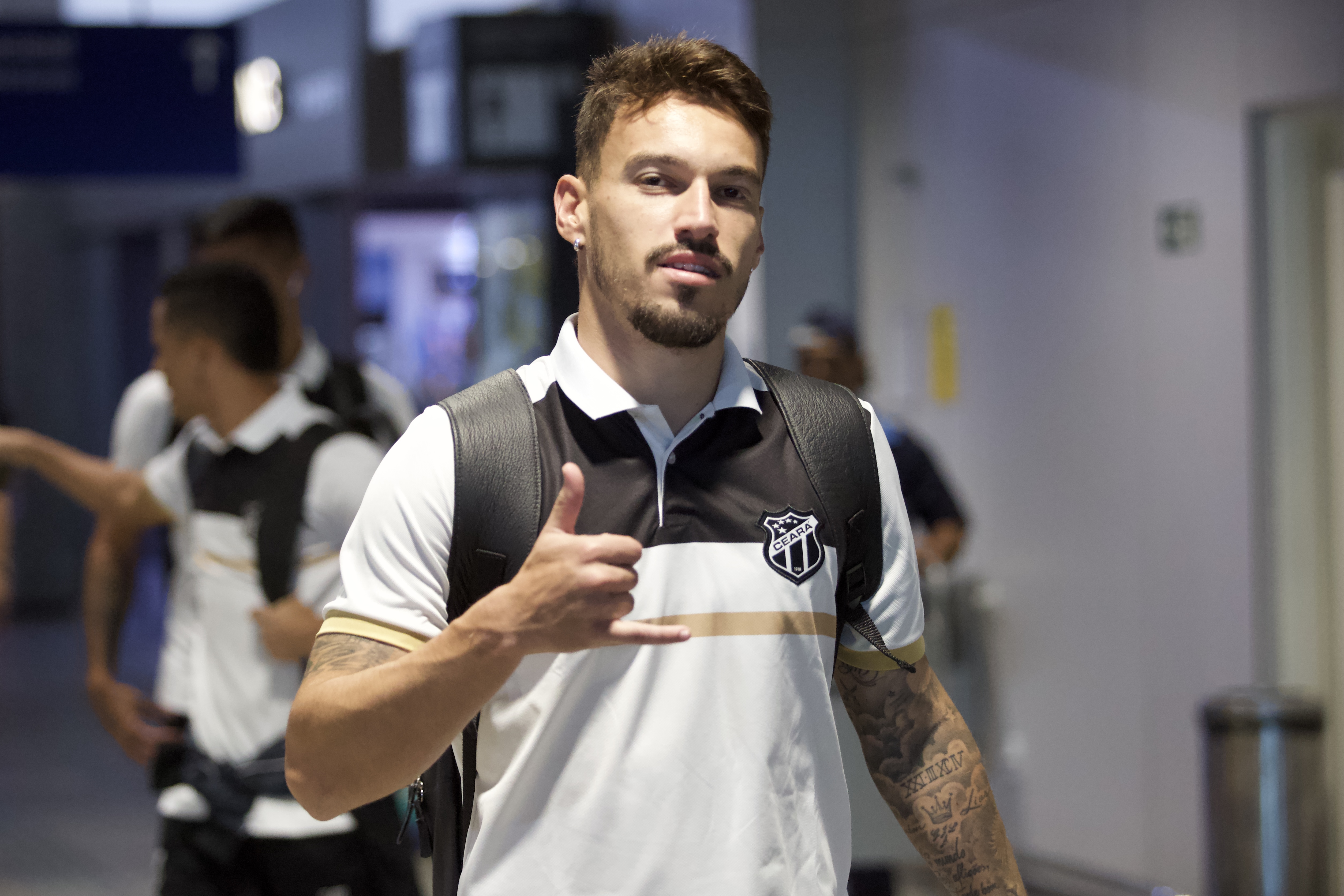 Ceará embarca para mais um compromisso fora de casa no Campeonato Brasileiro