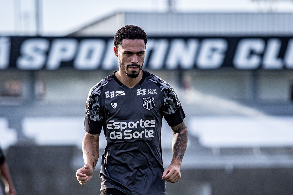 Com primeiro trabalho em Porangabuçu, Ceará se reapresenta e inicia preparação para duelo com o Vitória