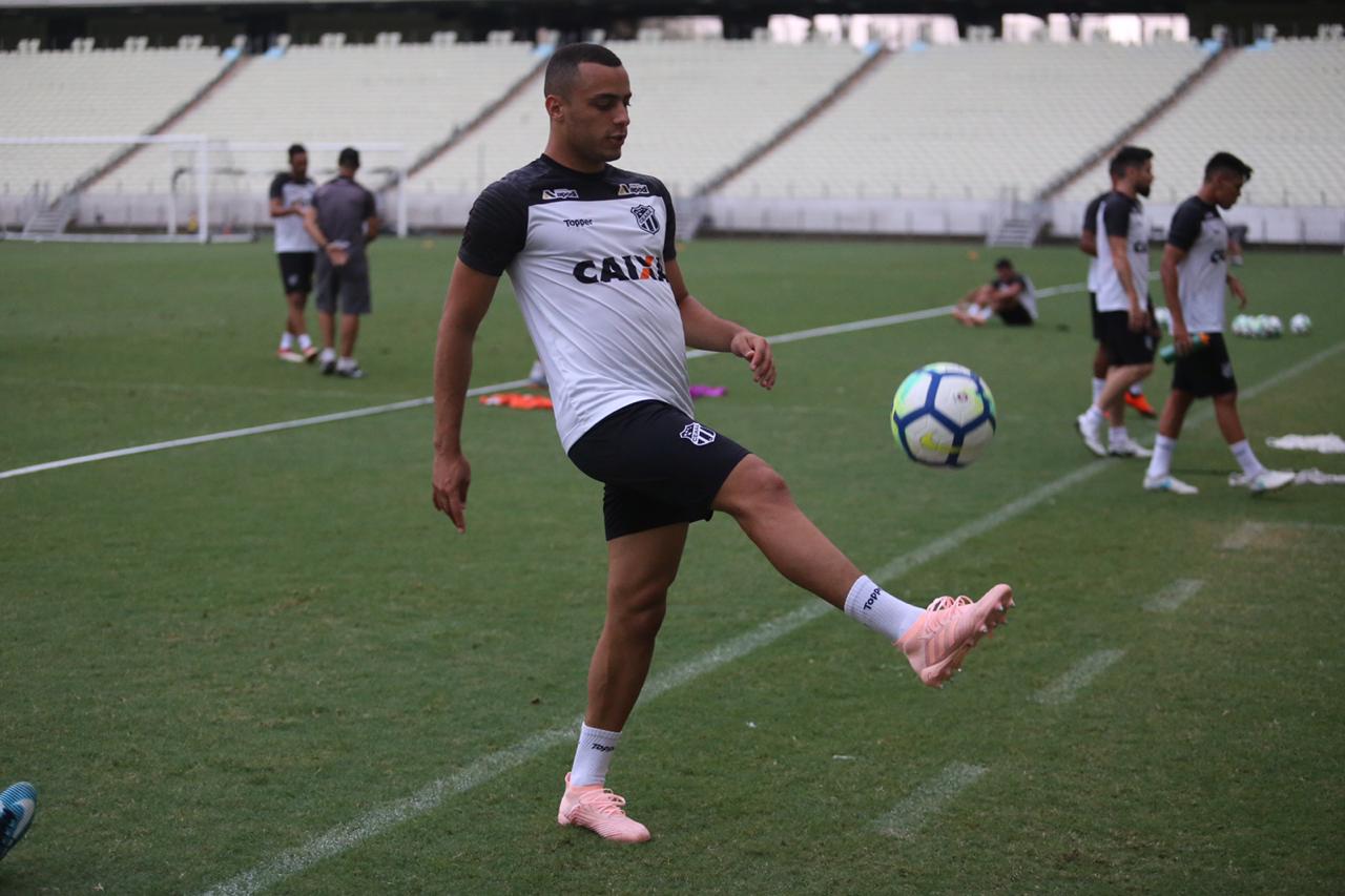 Em "jogo de seis pontos contra a Chape", Arthur pontua: “Iremos propor a nossa filosofia de jogo”