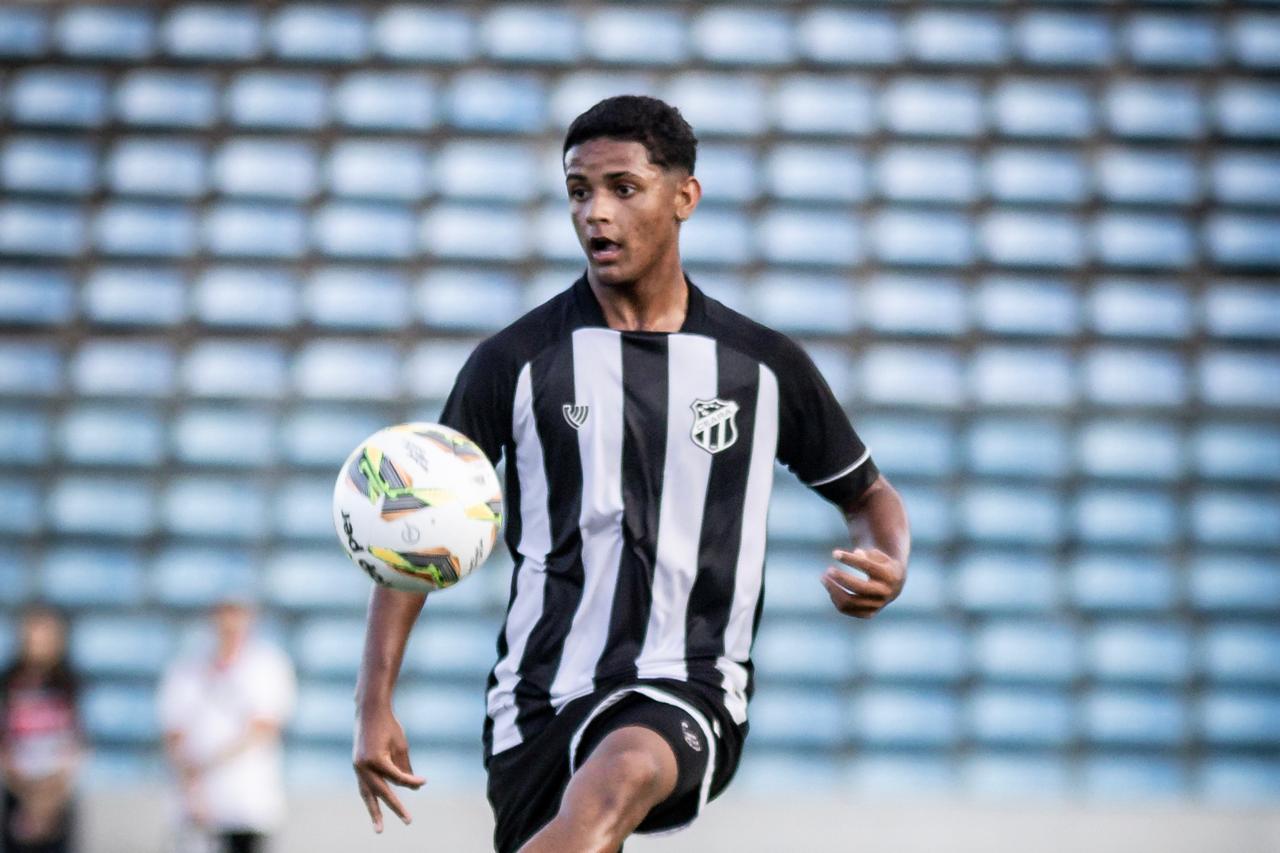 Sub-19: Elenco alvinegro viaja para a disputa da Copa Atlântico em Pernambuco