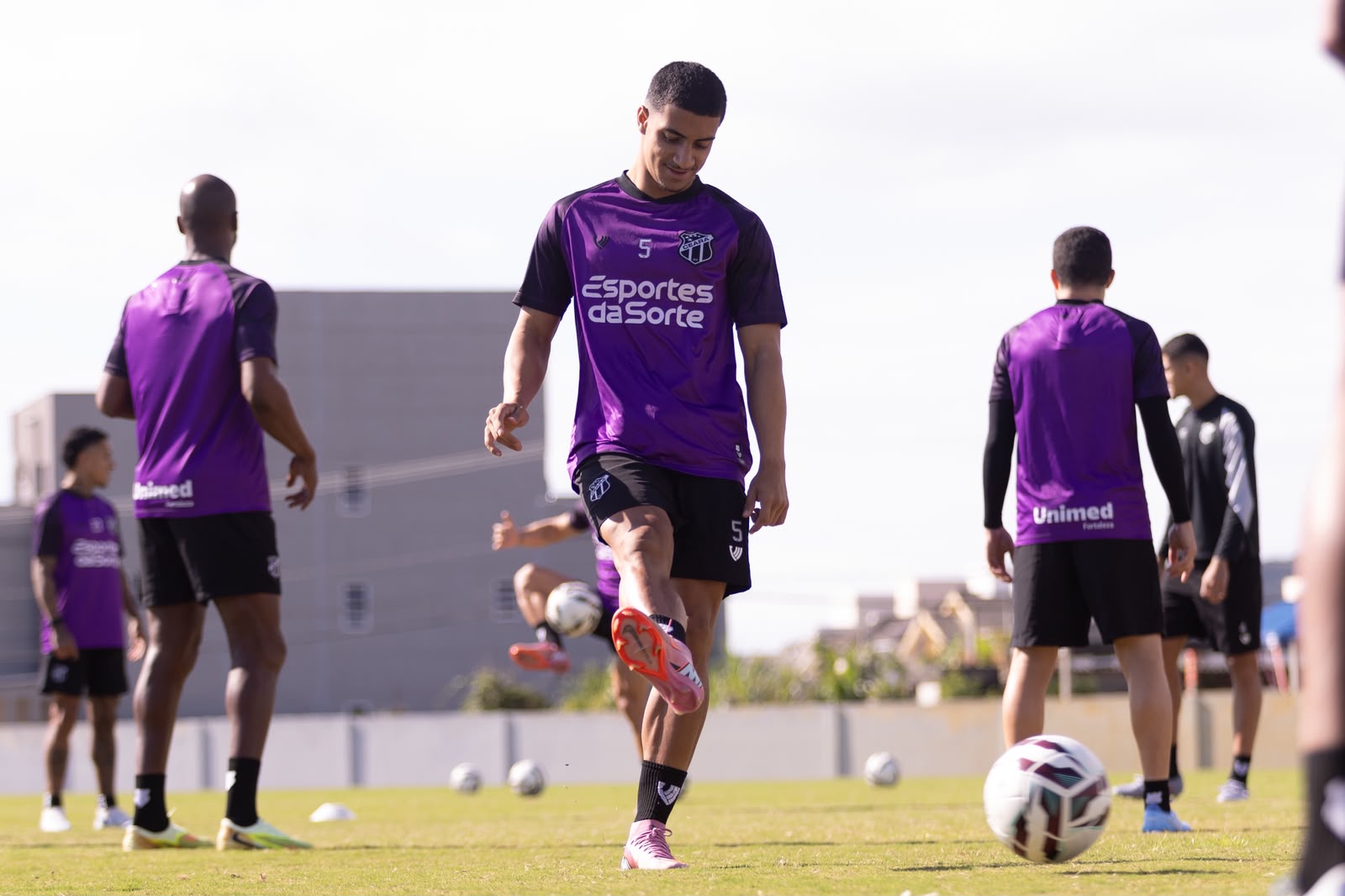 Em Florianópolis, Ceará conclui preparação para enfrentar o Criciúma