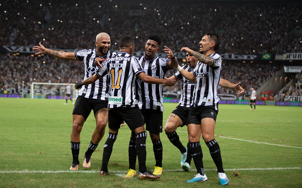 Copa do Nordeste: Castilho e Erick marcam e Ceará vence o Clássico-Rei por 2x0