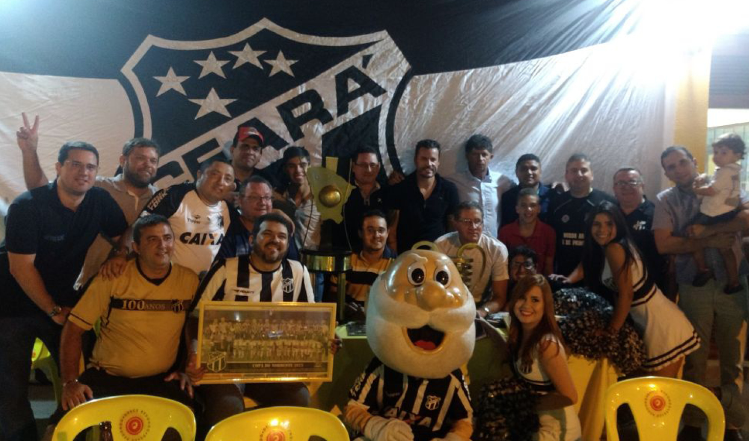 Consulado de Iguatu é inaugurado com presença do Vozão, vovozetes e taças 