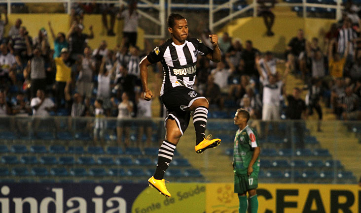 Em jogo de sete gols, Vozão vence e garante melhor campanha da 1ª Fase