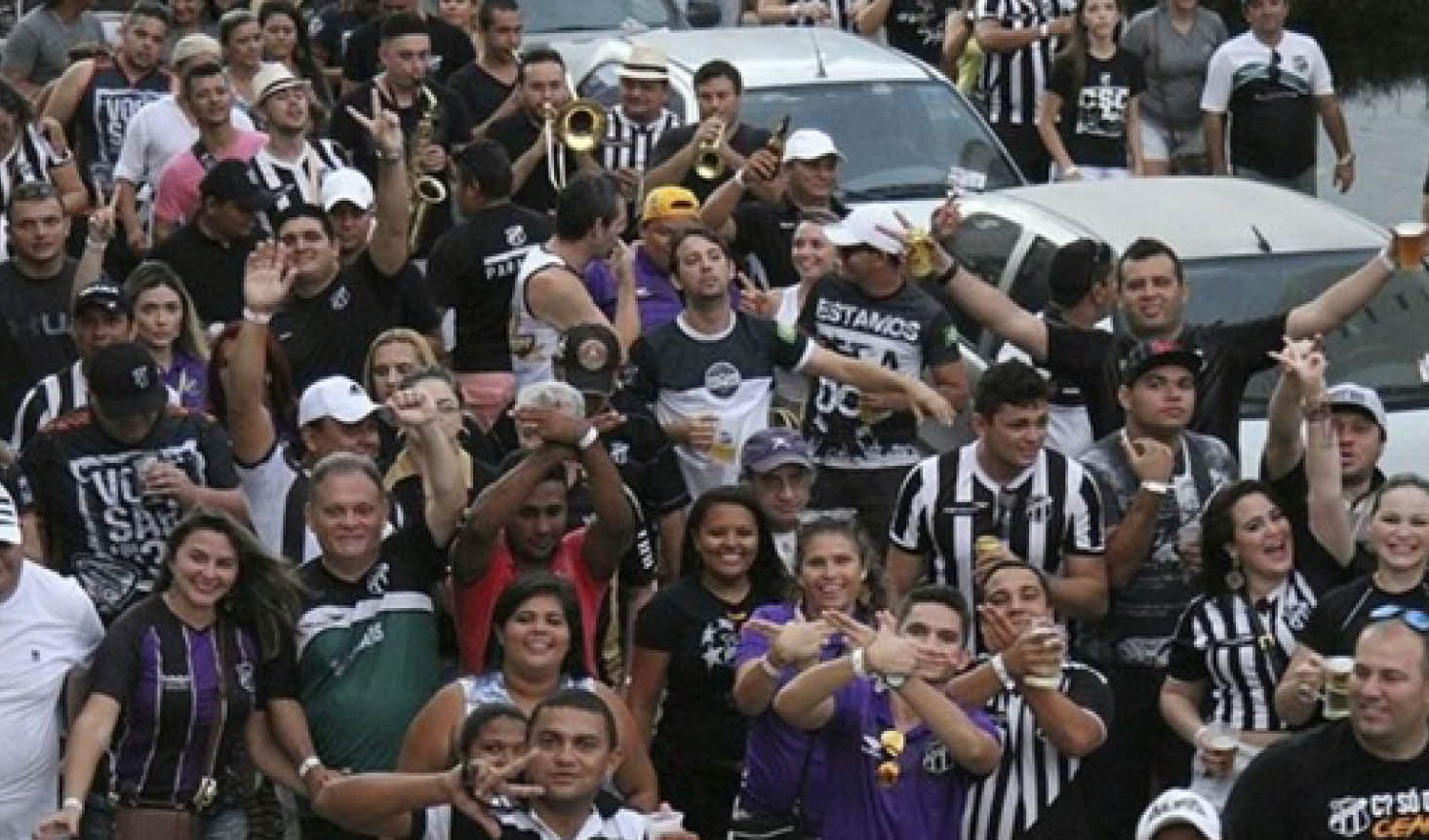 Confira quantas vezes o Ceará jogou em sábados de Carnaval