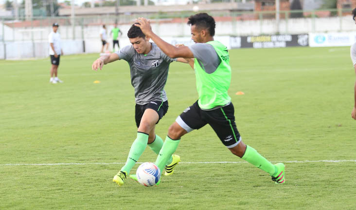 Elenco alvinegro se reapresenta em Porangabuçu