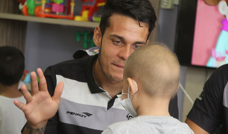 Ceará Sub-20 visita instalações do Hospital Peter Pan