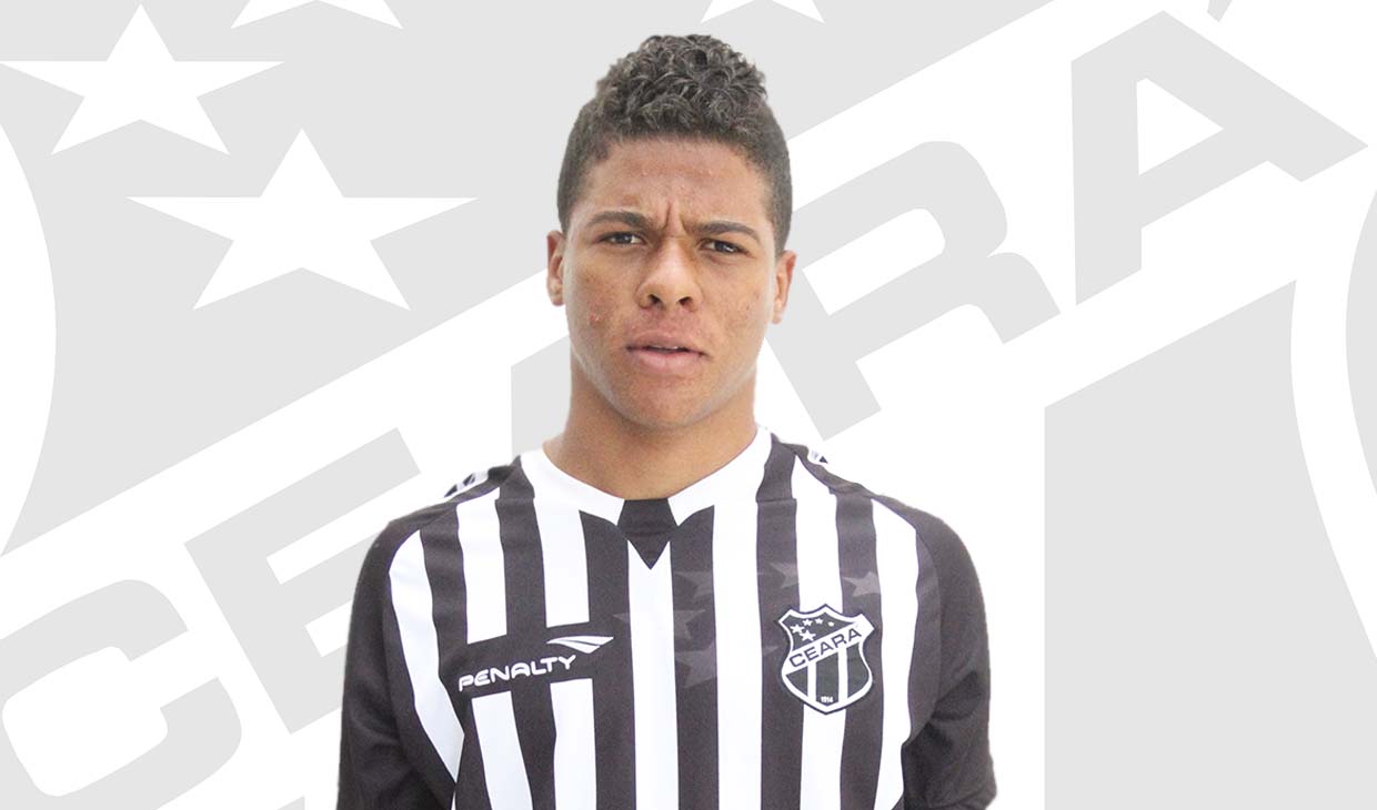 Ceará acerta a contratação do jovem atacante Robério