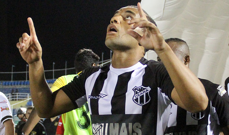Samuel Xavier lamenta empate e pede foco na busca por vitória quarta