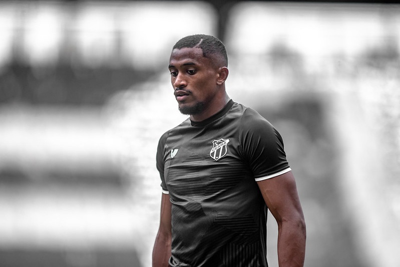 Saulo enfatiza objetivos no Brasileirão e oportunidade de recomeço com estreia em casa