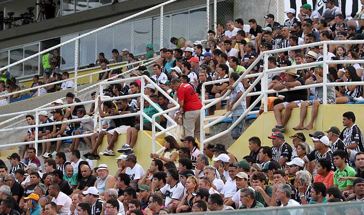 Continua a venda de ingressos para Ceará x Quixadá