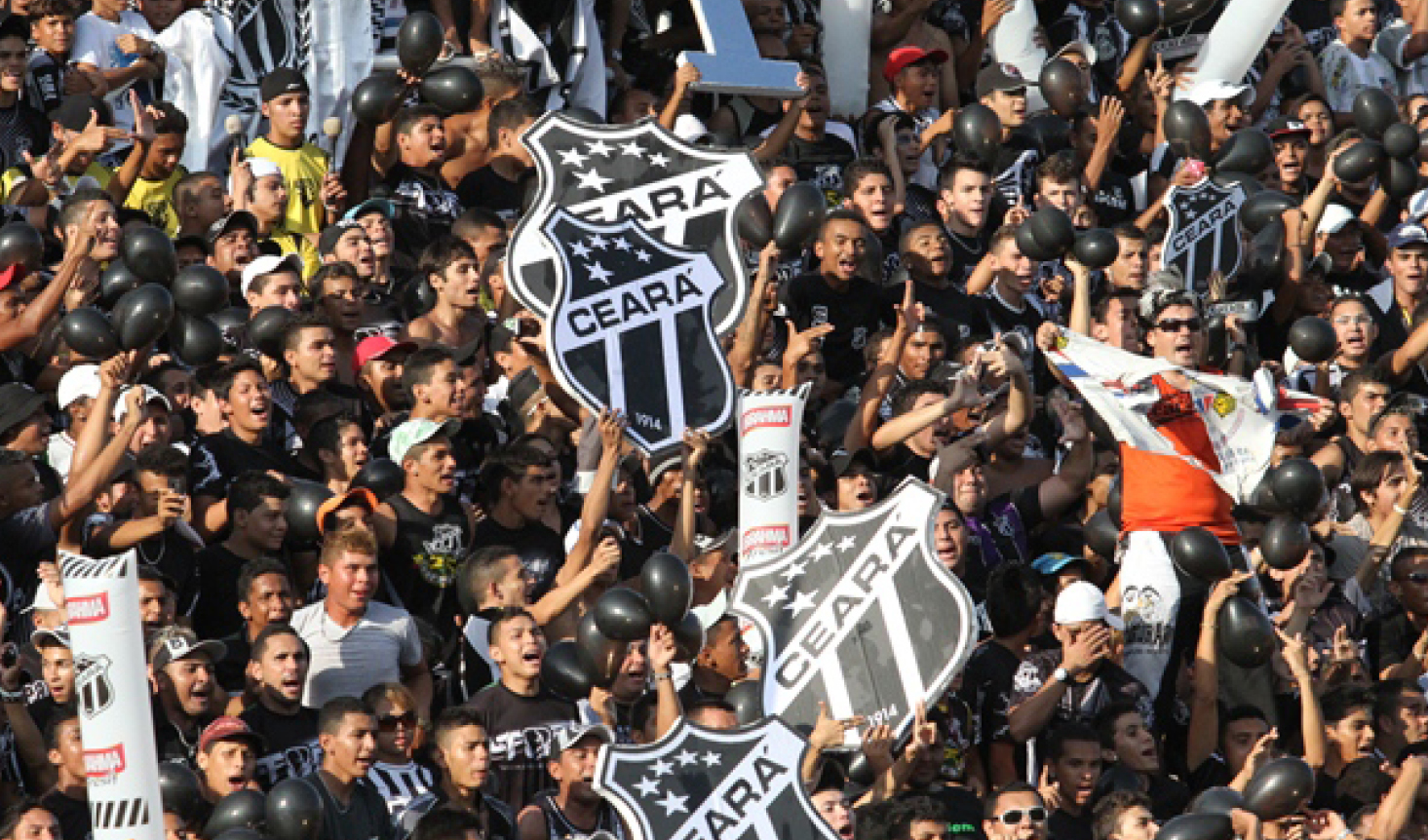 Torcida do Ceará sobe três posições na lista das 20 maiores do Brasil, aponta pesquisa