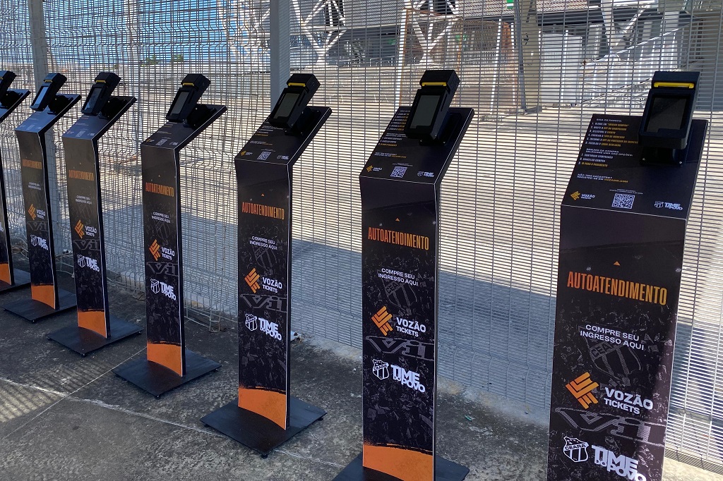 Ceará disponibiliza totem de autoatendimento para vendas de ingressos nos dias de jogos na Arena Castelão