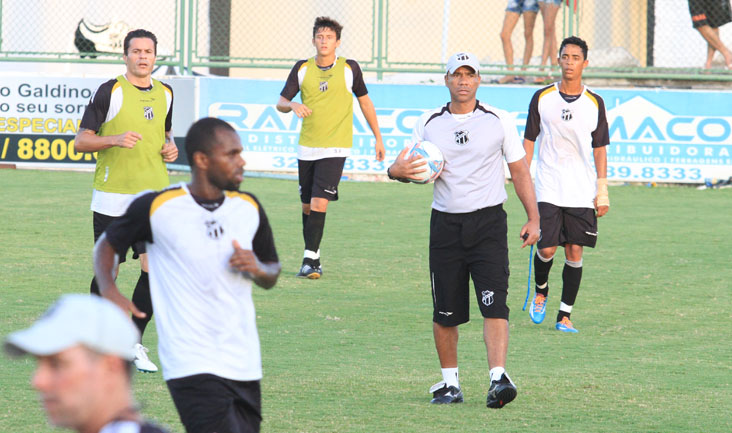 Grupo alvinegro voltou aos trabalhos e já pensa na Semifinal