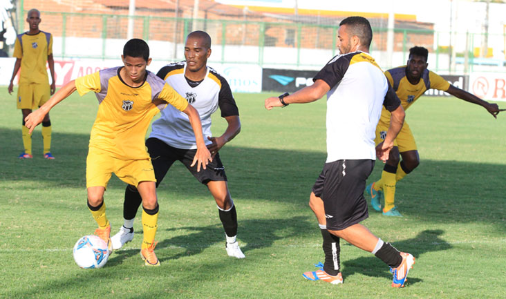 Alvinegros iniciaram preparação para o jogo contra o ABC