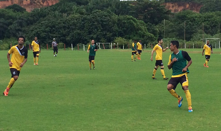 Antes de seguir para Curitiba/PR, grupo trabalhou nesta manhã