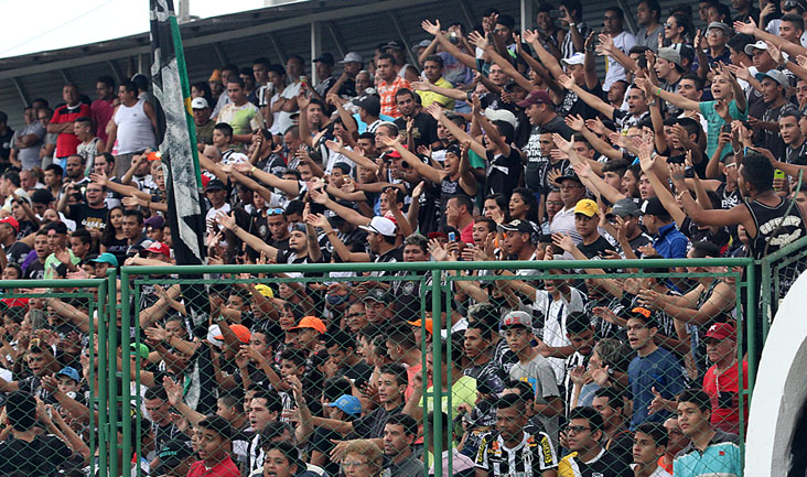 Torcida lotou Estádio Vovozão e grupo encerrou preparação