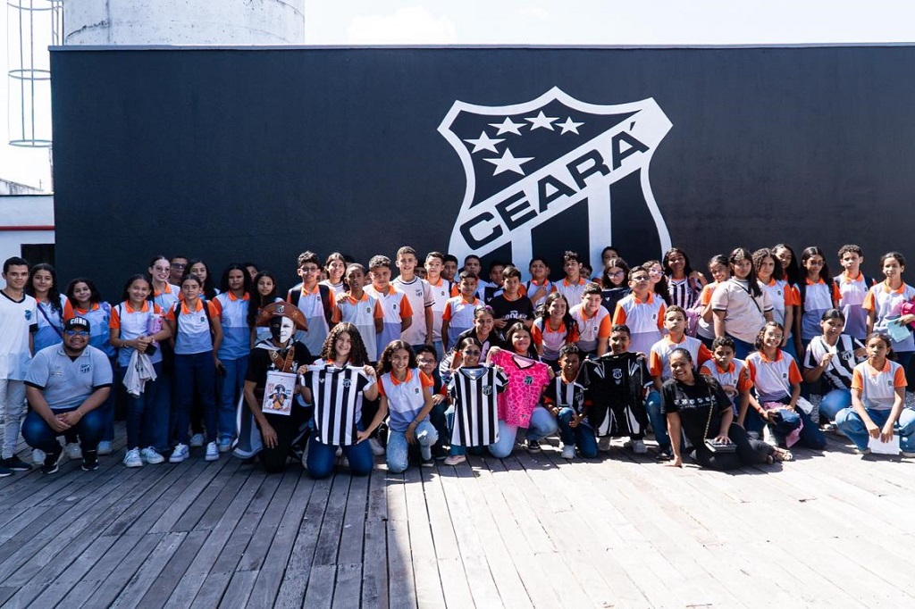 Ceará abre as portas de Carlos de Alencar Pinto para visita de crianças do município de Guaiuba