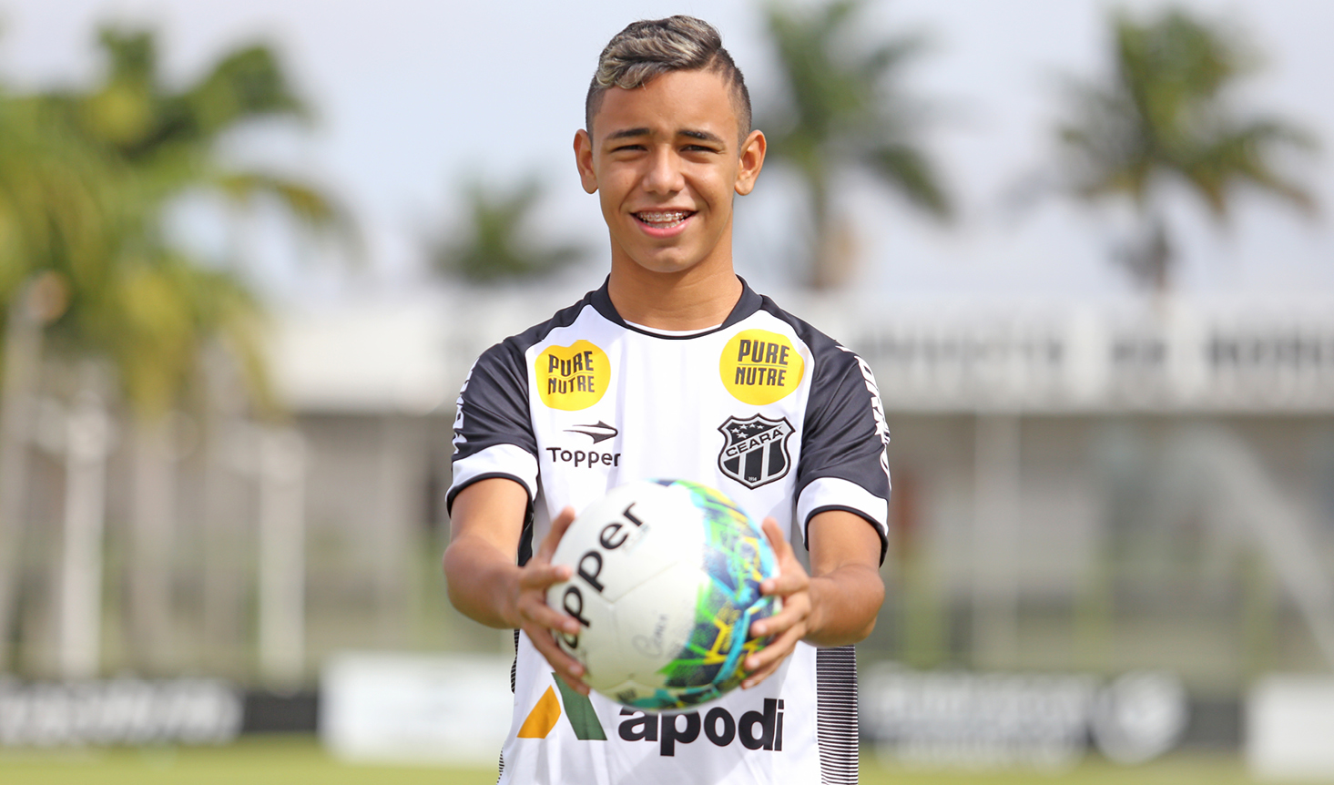 Conheça Wendel Barros, o meia do Sub-17 que também dá show no futsal